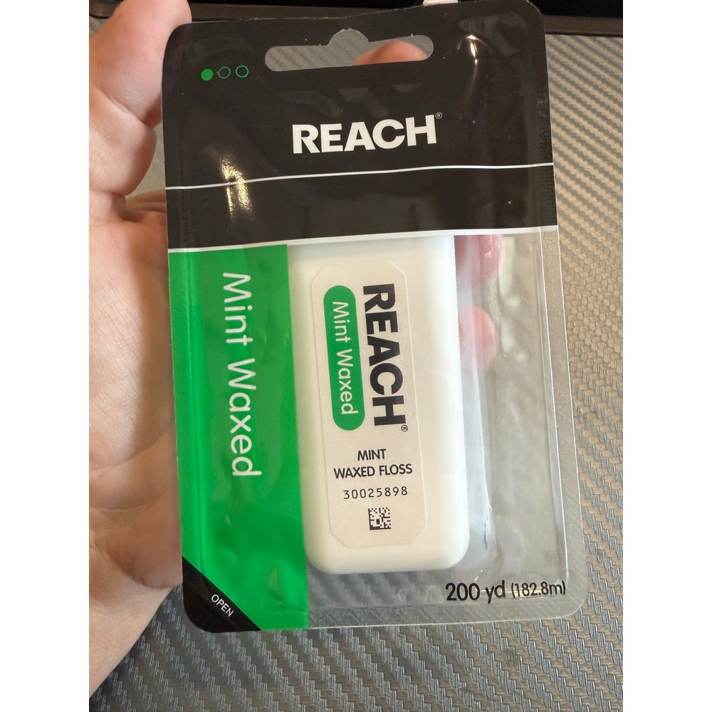 Reach Mint Waxed Dental Floss 200 Yards 182.8m Oral Care  New Sealed
